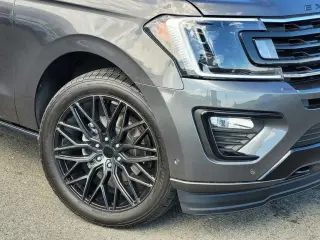 Ford Expedition MAX 2021 4x4 Limited 4dr SUV