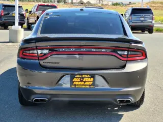 Dodge Charger 2019 SXT 4dr Sedan
