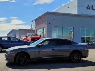 Dodge Charger 2019 SXT 4dr Sedan