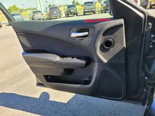 Dodge Charger 2019 SXT 4dr Sedan