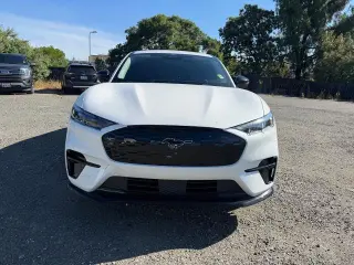 Ford Mustang Mach-E 2025 Premium 4dr SUV