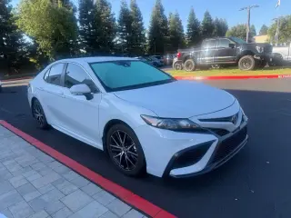 Toyota Camry 2022 SE 4dr Sedan