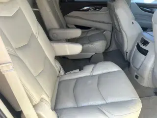 Cadillac Escalade 2017 Premium Luxury 4dr SUV
