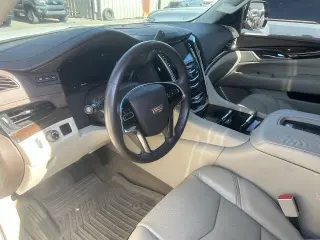 Cadillac Escalade 2017 Premium Luxury 4dr SUV