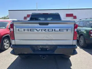 Chevrolet Silverado 1500 2024 4x4 Custom Trail Boss 4dr Crew Cab 6.6 ft. SB