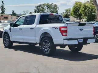 Ford F-150 2023 4x4 XL 4dr SuperCrew 5.5 ft. SB