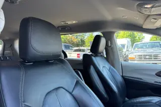 Chrysler Pacifica 2018 Touring L 4dr Mini-Van