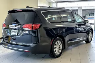 Chrysler Pacifica 2018 Touring L 4dr Mini-Van