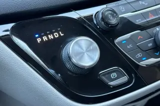 Chrysler Pacifica 2018 Touring L 4dr Mini-Van