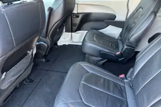 Chrysler Pacifica 2018 Touring L 4dr Mini-Van