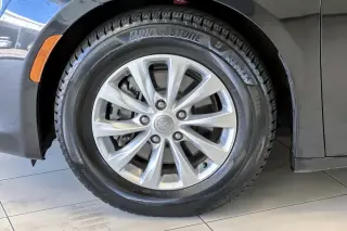 Chrysler Pacifica 2018 Touring L 4dr Mini-Van