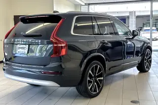 Volvo XC90 2022 AWD T6 Momentum 7-Passenger 4dr SUV