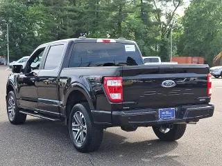 Ford F-150 2023 4x4 XL 4dr SuperCrew 5.5 ft. SB