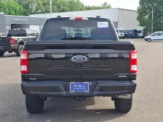 Ford F-150 2023 4x4 XL 4dr SuperCrew 5.5 ft. SB