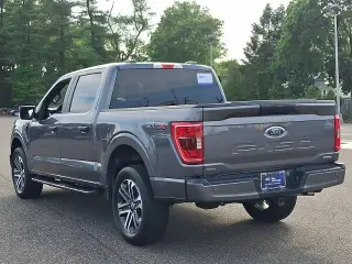 Ford F-150 2023 4x4 XL 4dr SuperCrew 5.5 ft. SB