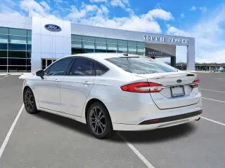 Ford Fusion 2018 SE 4dr Sedan