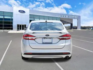 Ford Fusion 2018 SE 4dr Sedan