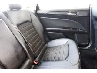 Ford Fusion 2018 SE 4dr Sedan