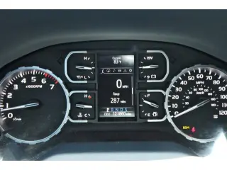 Toyota Tundra 2021 4x4 Platinum 4dr CrewMax Cab Pickup SB