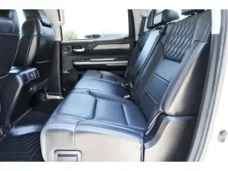 Toyota Tundra 2021 4x4 Platinum 4dr CrewMax Cab Pickup SB