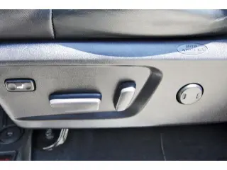 Toyota Tundra 2021 4x4 Platinum 4dr CrewMax Cab Pickup SB