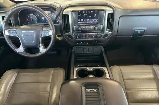 GMC Sierra 1500 2016 4x4 Denali 4dr Crew Cab 5.8 ft. SB