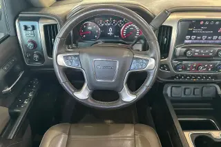 GMC Sierra 1500 2016 4x4 Denali 4dr Crew Cab 5.8 ft. SB