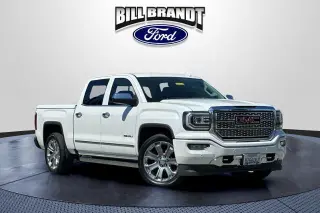 GMC Sierra 1500 2016 4x4 Denali 4dr Crew Cab 5.8 ft. SB