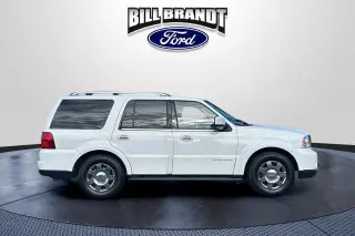 Lincoln Navigator 2005 Luxury 4WD 4dr SUV