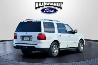 Lincoln Navigator 2005 Luxury 4WD 4dr SUV