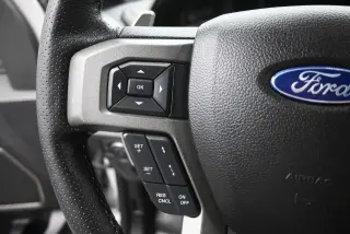Ford F-150 2017 4x4 Raptor 4dr SuperCrew 5.5 ft. SB