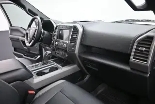 Ford F-150 2017 4x4 Raptor 4dr SuperCrew 5.5 ft. SB