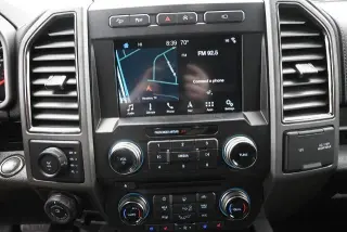 Ford F-150 2017 4x4 Raptor 4dr SuperCrew 5.5 ft. SB