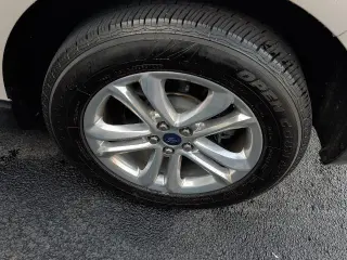 Ford Edge 2017 AWD SEL 4dr Crossover