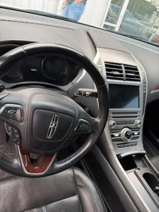 Lincoln MKZ 2017 Reserve 4dr Sedan