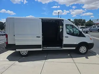 Ford Transit 2019 250 3dr LWB Medium Roof Cargo Van w/Sliding Passenger Side Door