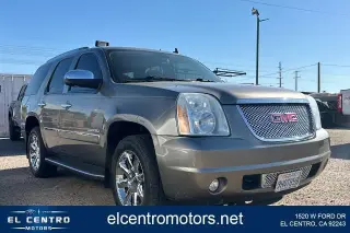 GMC Yukon 2012 AWD Denali 4dr SUV