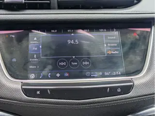 Cadillac XT5 2023 Luxury 4dr SUV