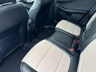 Ford Escape Plug-In Hybrid 2022 Titanium 4dr SUV