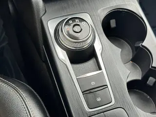 Ford Escape Plug-In Hybrid 2022 Titanium 4dr SUV