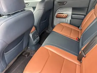 Ford Maverick 2022 Lariat 4dr SuperCrew 4.5 ft. SB