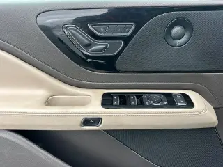 Lincoln Aviator 2021 AWD Reserve 4dr SUV