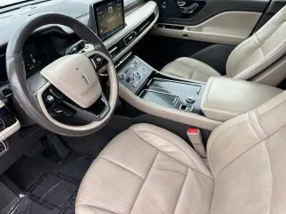 Lincoln Aviator 2021 AWD Reserve 4dr SUV