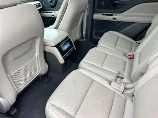 Lincoln Aviator 2021 AWD Reserve 4dr SUV