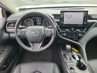 Toyota Camry Hybrid 2024 SE 4dr Sedan