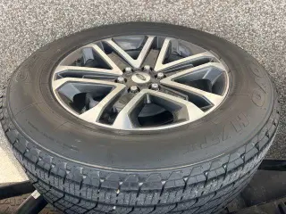 Ford F-150 2023 4x2 XL 4dr SuperCrew 5.5 ft. SB
