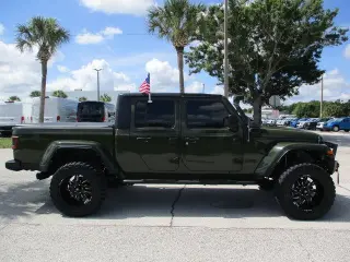 Jeep Gladiator 2021 4x4 Sport 4dr Crew Cab 5.0 ft. SB