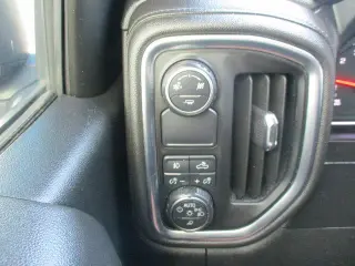 Chevrolet Silverado 1500 2019 4x2 RST 4dr Crew Cab 5.8 ft. SB