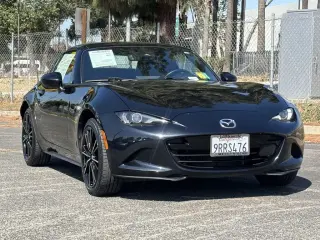 Mazda MX-5 Miata RF 2025 Grand Touring 2dr Convertible 6M