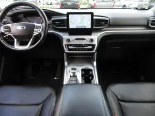 Ford Explorer 2023 AWD XLT 4dr SUV